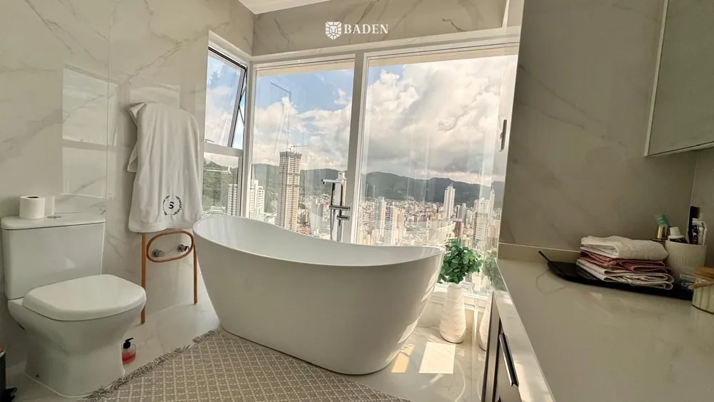 Apartamento, 4 quartos, 190 m² - Foto 1