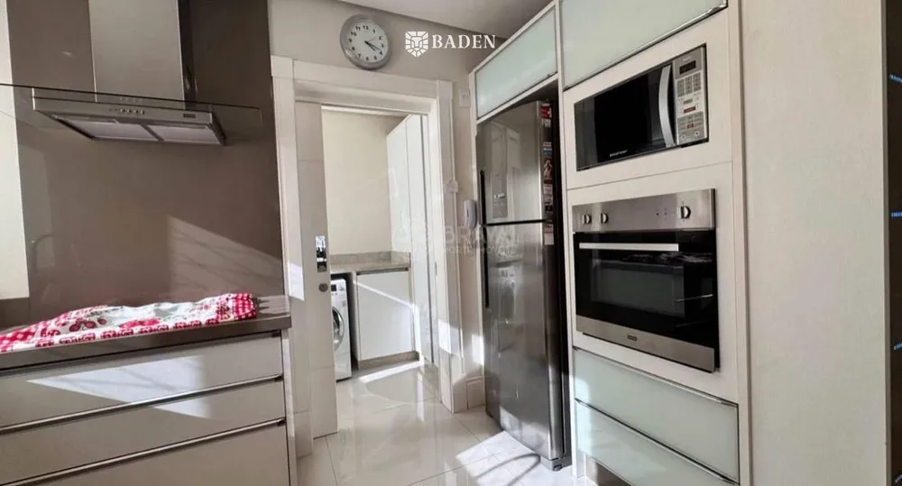 Apartamento, 3 quartos, 128 m² - Foto 2