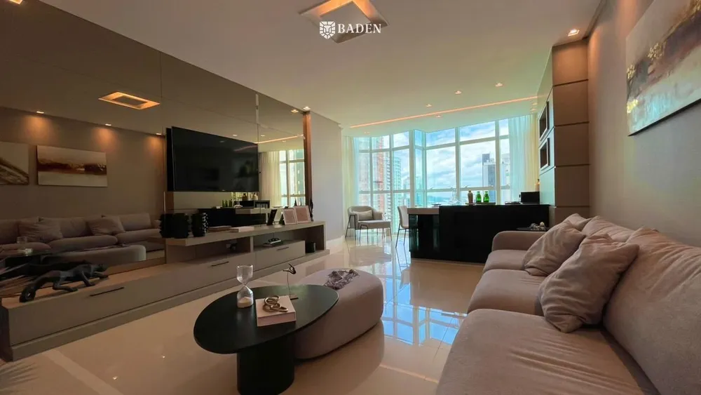 Apartamento, 3 quartos, 135 m² - Foto 2