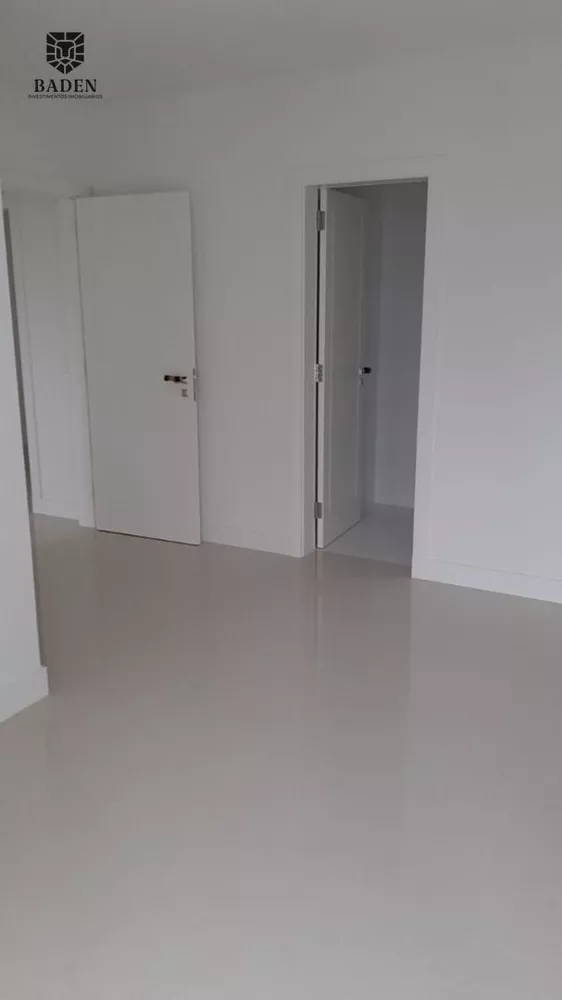 Apartamento, 3 quartos, 120 m² - Foto 2