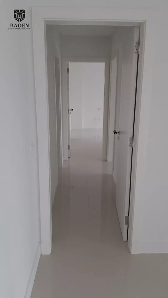Apartamento, 3 quartos, 120 m² - Foto 1