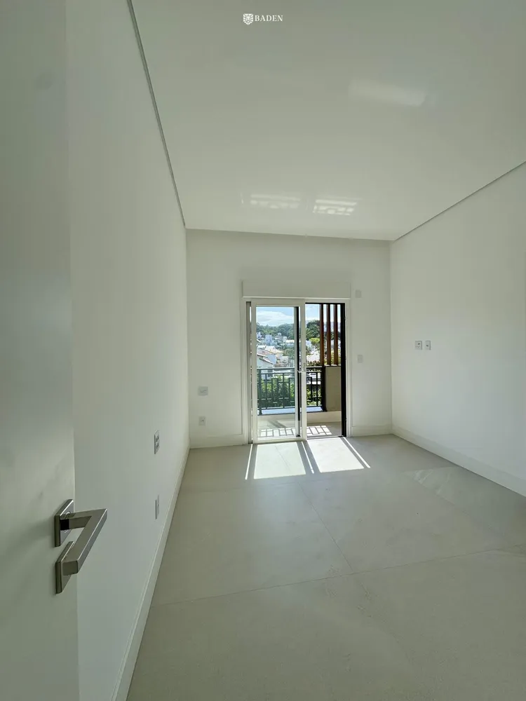 Apartamento, 3 quartos, 164 m² - Foto 1