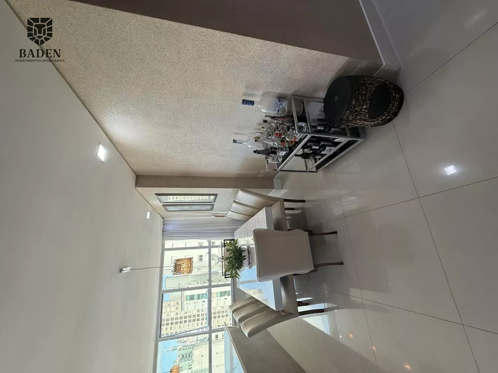 Apartamento, 4 quartos, 156 m² - Foto 2
