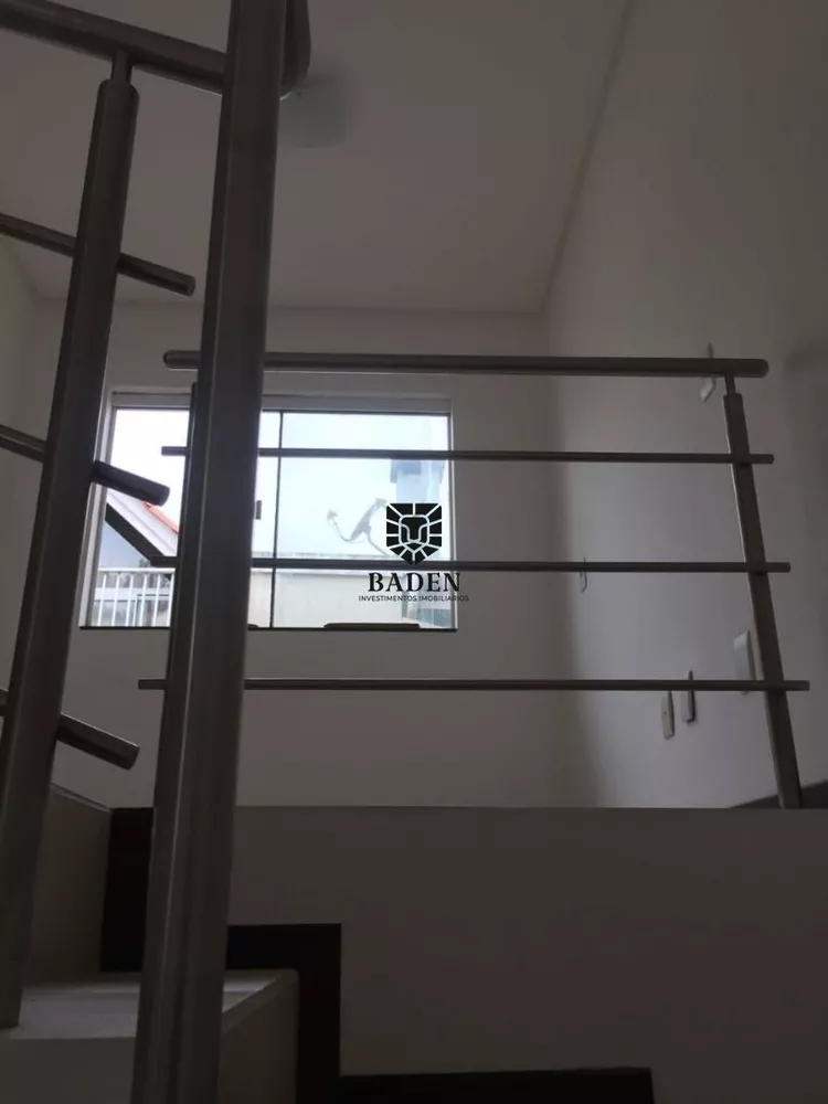 Sobrado à venda com 2 quartos, 105m² - Foto 6