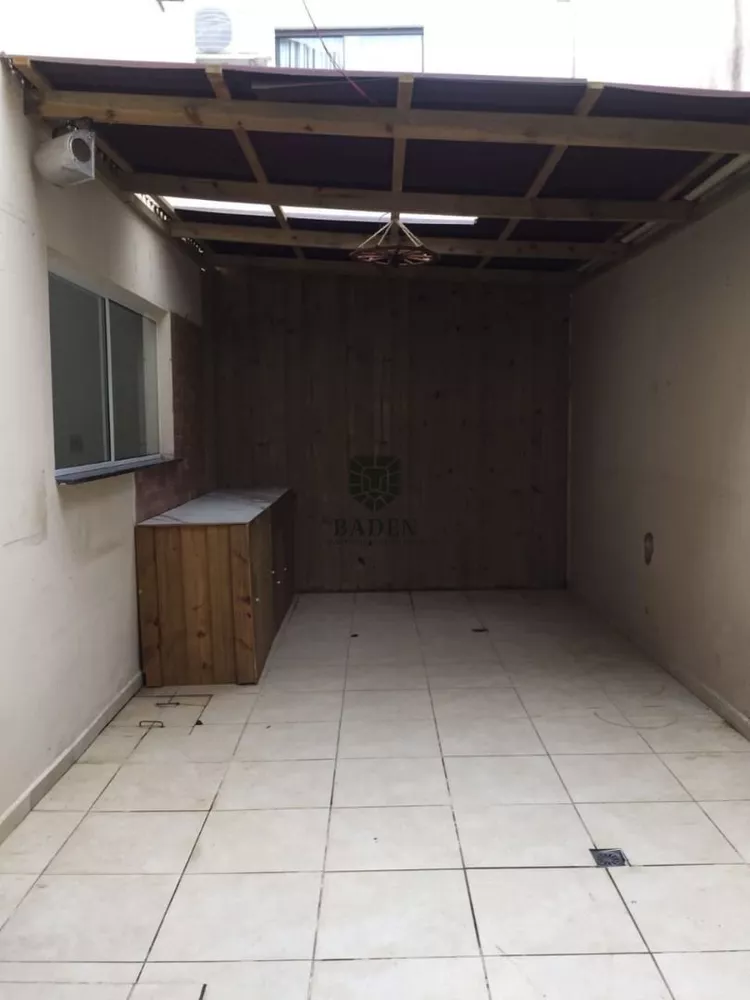 Sobrado à venda com 2 quartos, 105m² - Foto 8