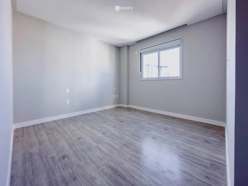 Apartamento, 3 quartos, 136 m² - Foto 5