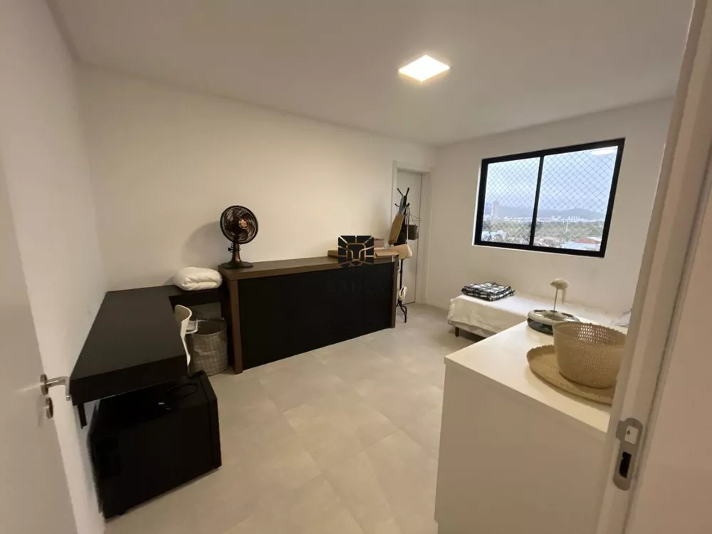 Apartamento à venda com 2 quartos, 77m² - Foto 8