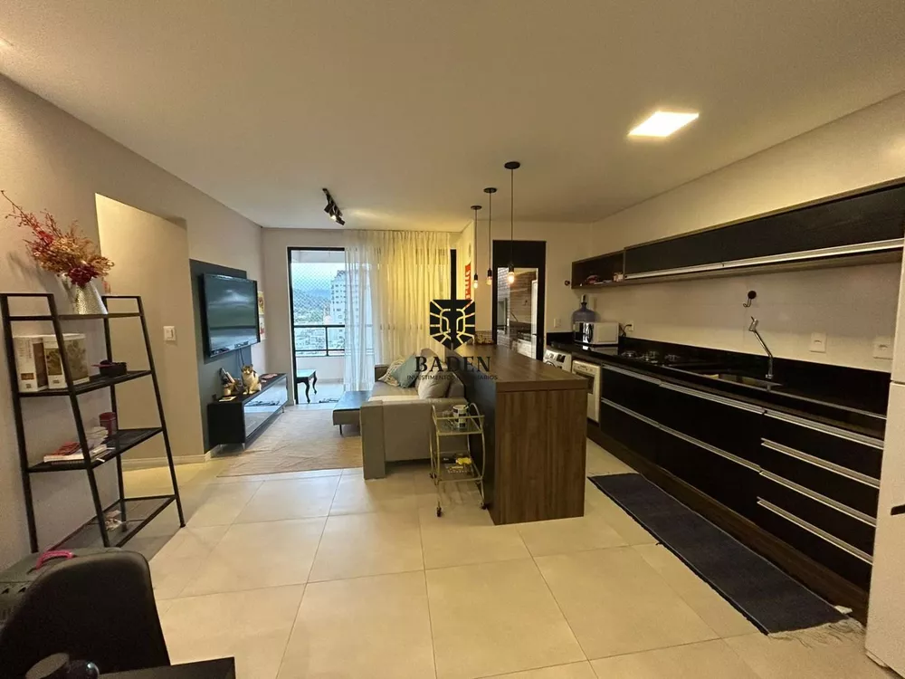 Apartamento à venda com 2 quartos, 77m² - Foto 7