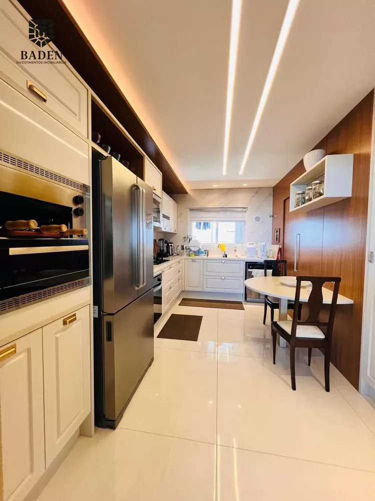 Apartamento, 4 quartos, 190 m² - Foto 11