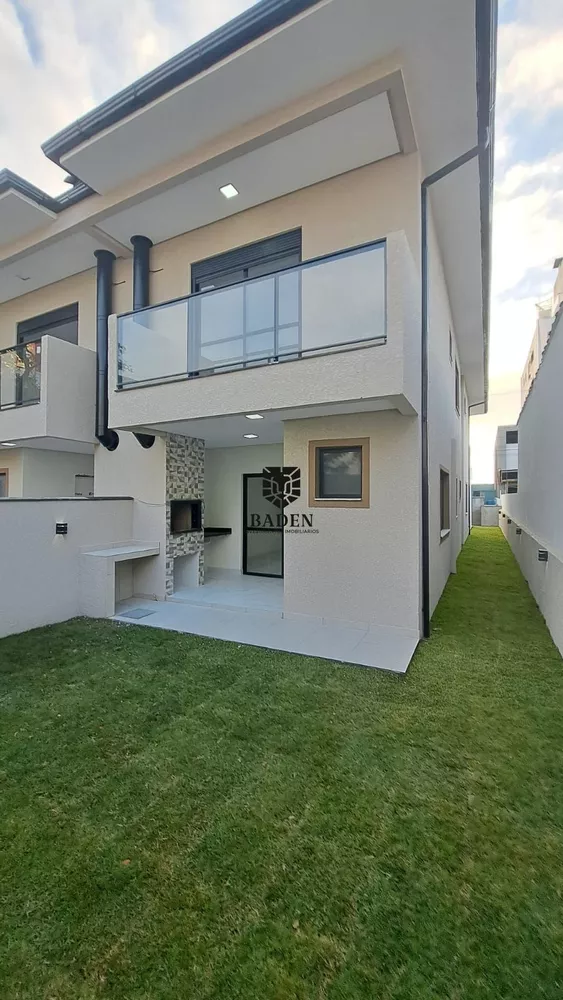 Sobrado à venda com 3 quartos, 179m² - Foto 2