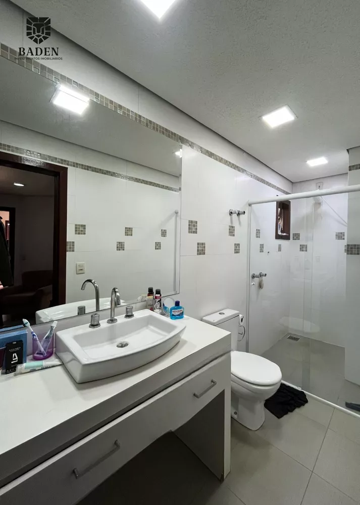 Casa, 4 quartos, 220 m² - Foto 7