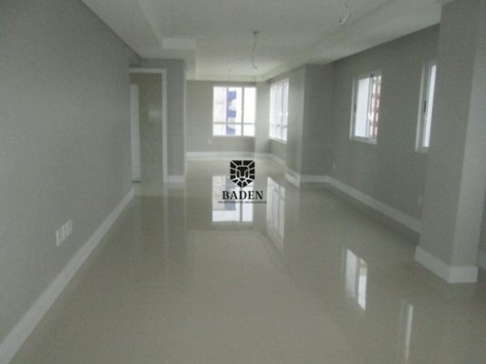 Apartamento, 3 quartos, 136 m² - Foto 8