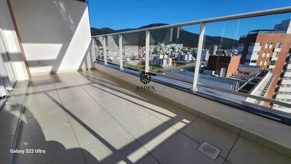 Apartamento à venda com 3 quartos, 94m² - Foto 4