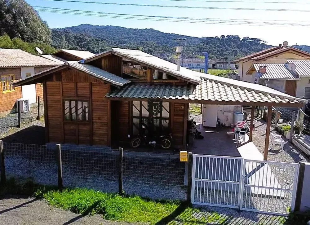 Casa à venda com 2 quartos, 137m² - Foto 2