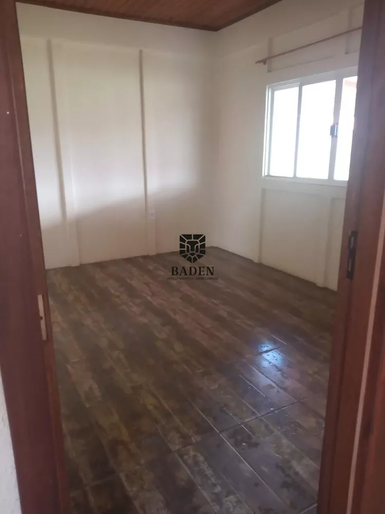 Casa à venda com 2 quartos, 137m² - Foto 8