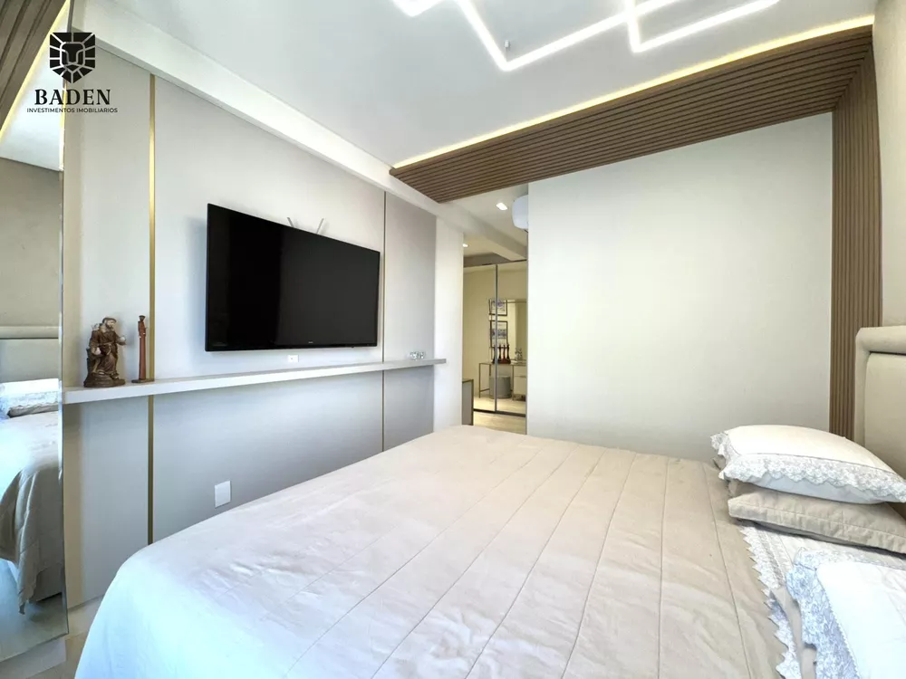 Apartamento, 4 quartos, 197 m² - Foto 1