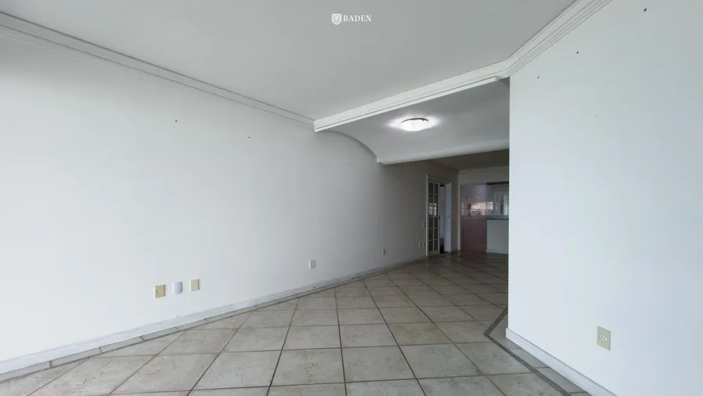 Apartamento, 3 quartos, 185 m² - Foto 2