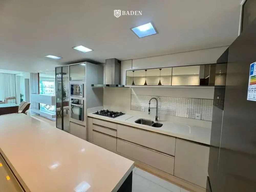 Cobertura, 5 quartos, 296 m² - Foto 1