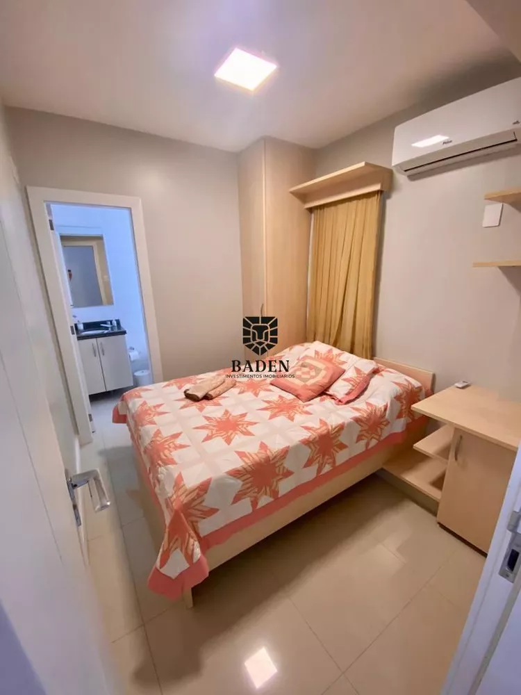 Apartamento à venda com 4 quartos, 167m² - Foto 2