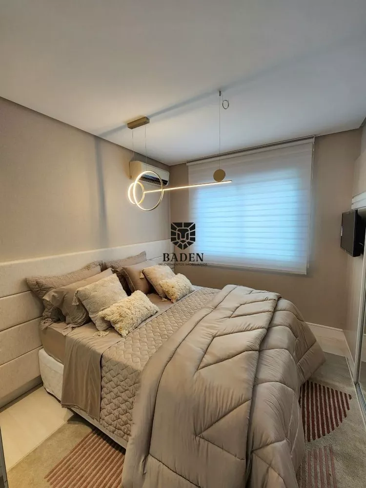 Apartamento à venda com 3 quartos, 115m² - Foto 8