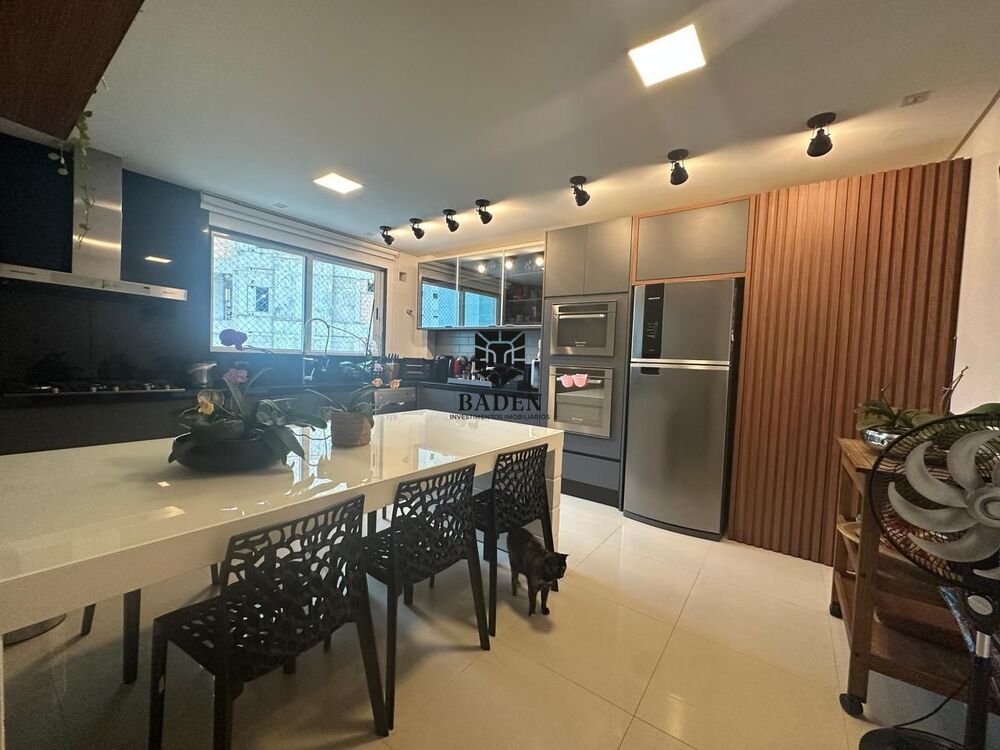 Apartamento, 3 quartos, 217 m² - Foto 11