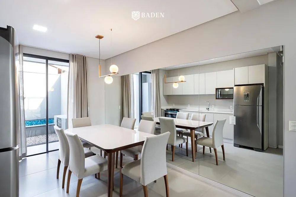 Casa, 3 quartos, 151 m² - Foto 1