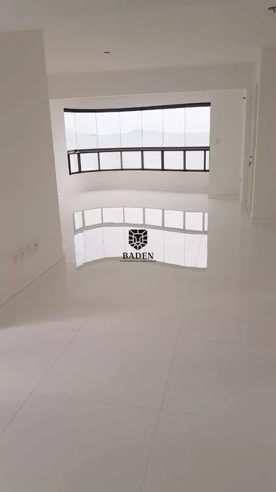 Apartamento à venda com 3 quartos, 110m² - Foto 3