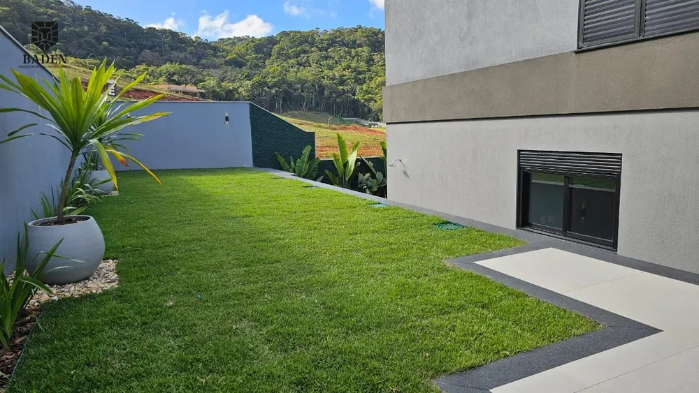 Casa, 4 quartos, 300 m² - Foto 4