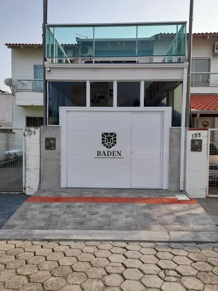 Sobrado à venda com 2 quartos, 120m² - Foto 1