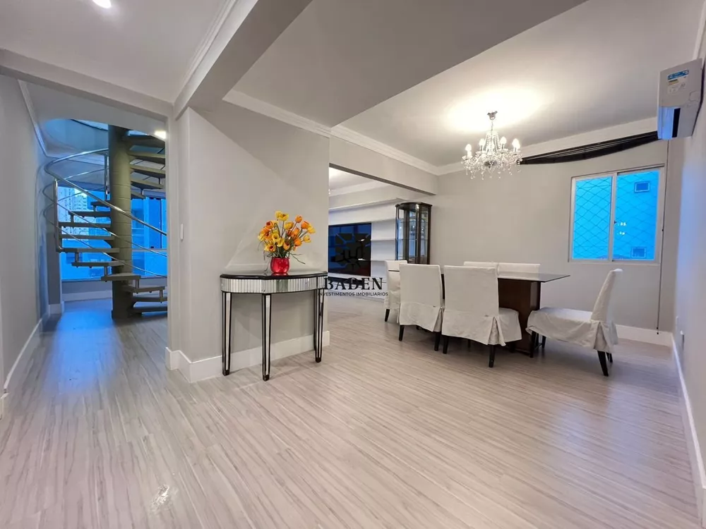 Cobertura à venda com 3 quartos, 235m² - Foto 9