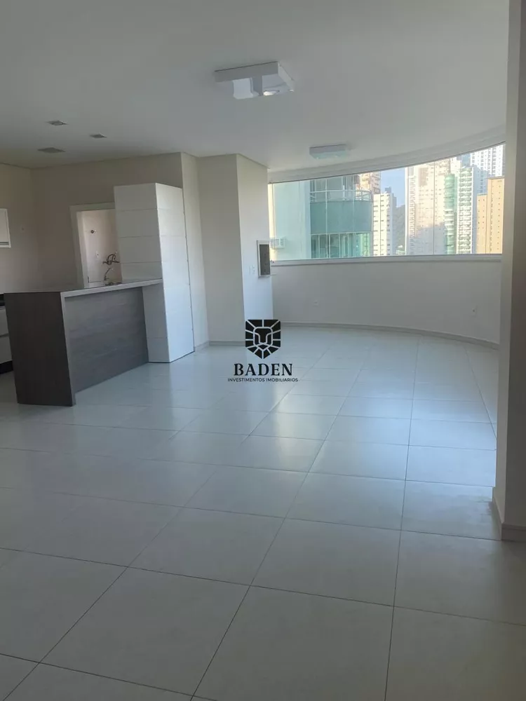 Apartamento à venda com 3 quartos, 152m² - Foto 4