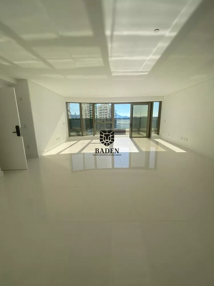 Apartamento à venda com 4 quartos, 365m² - Foto 4