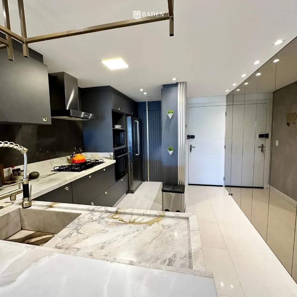 Apartamento, 3 quartos, 130 m² - Foto 1