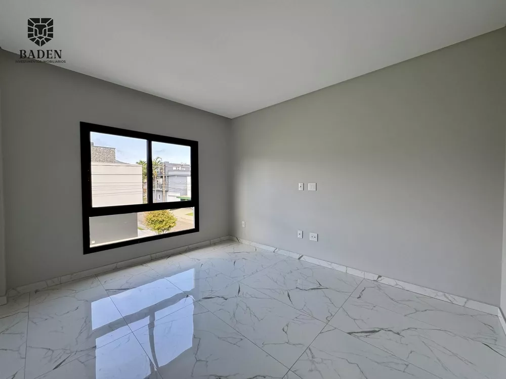 Casa, 5 quartos, 290 m² - Foto 8