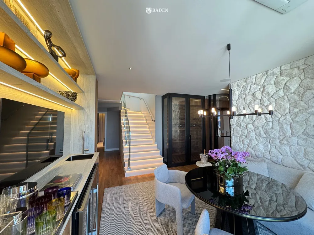 Cobertura, 4 quartos, 320 m² - Foto 2