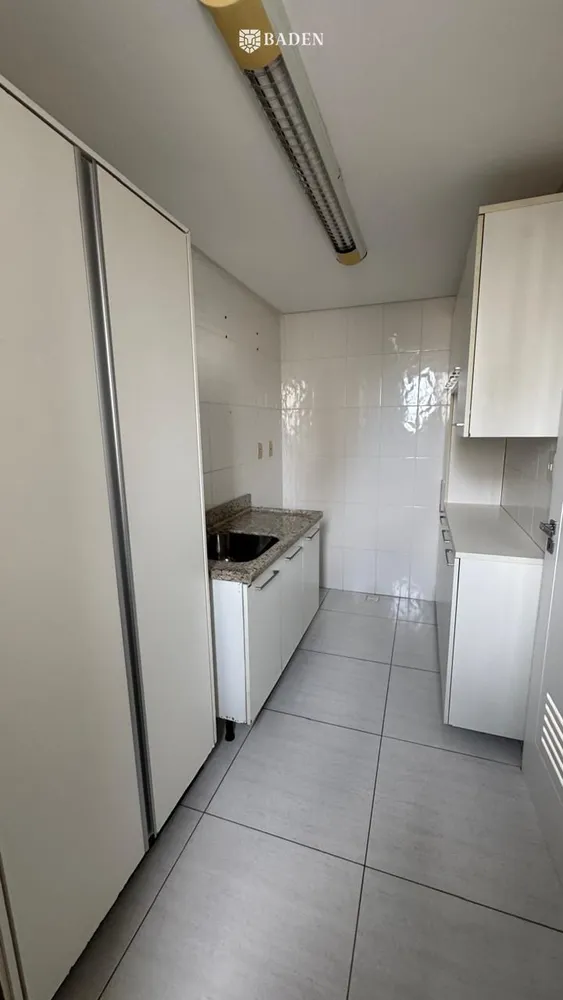 Apartamento, 3 quartos, 130 m² - Foto 2