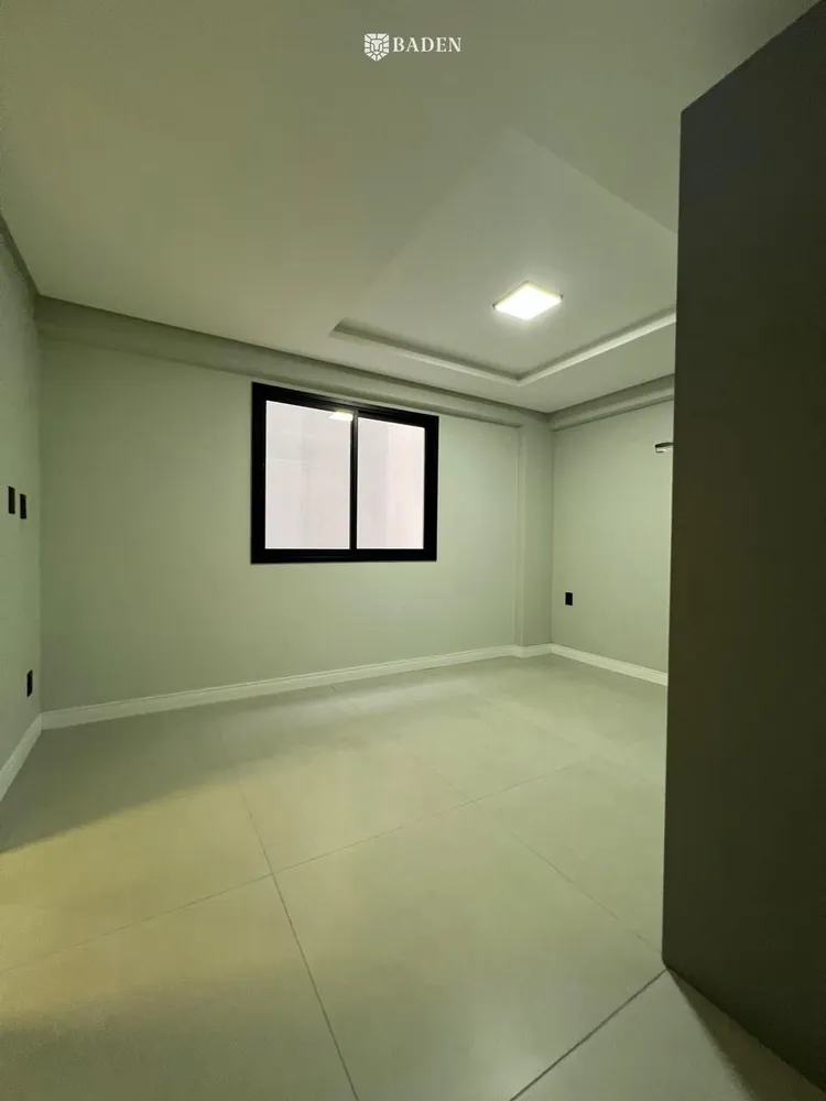 Apartamento, 3 quartos, 100 m² - Foto 2