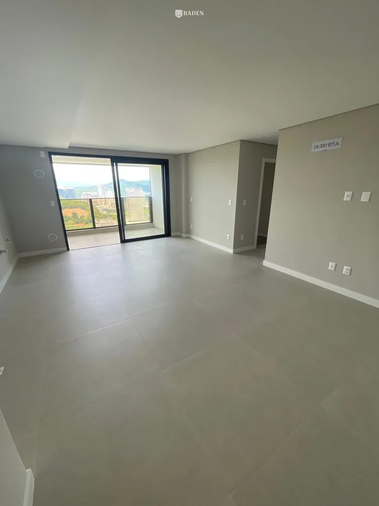 Apartamento, 3 quartos, 93 m² - Foto 2