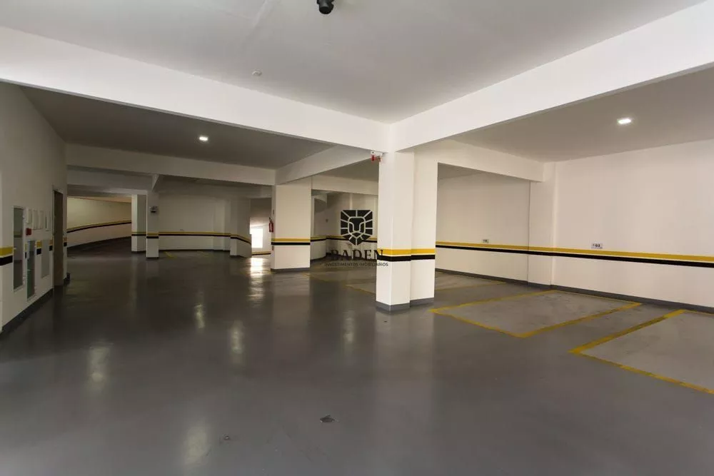 Apartamento à venda com 4 quartos, 150m² - Foto 8