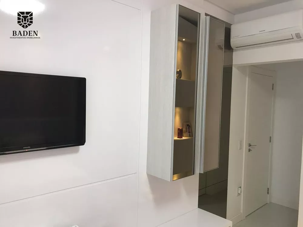 Apartamento, 3 quartos, 132 m² - Foto 3