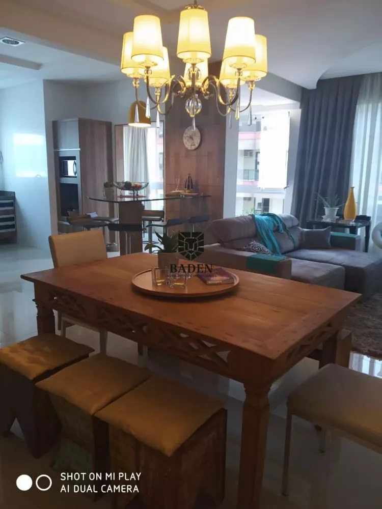 Apartamento à venda com 3 quartos, 147m² - Foto 3