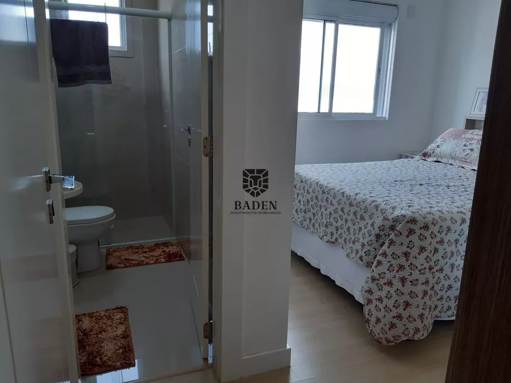 Apartamento à venda com 4 quartos, 159m² - Foto 5