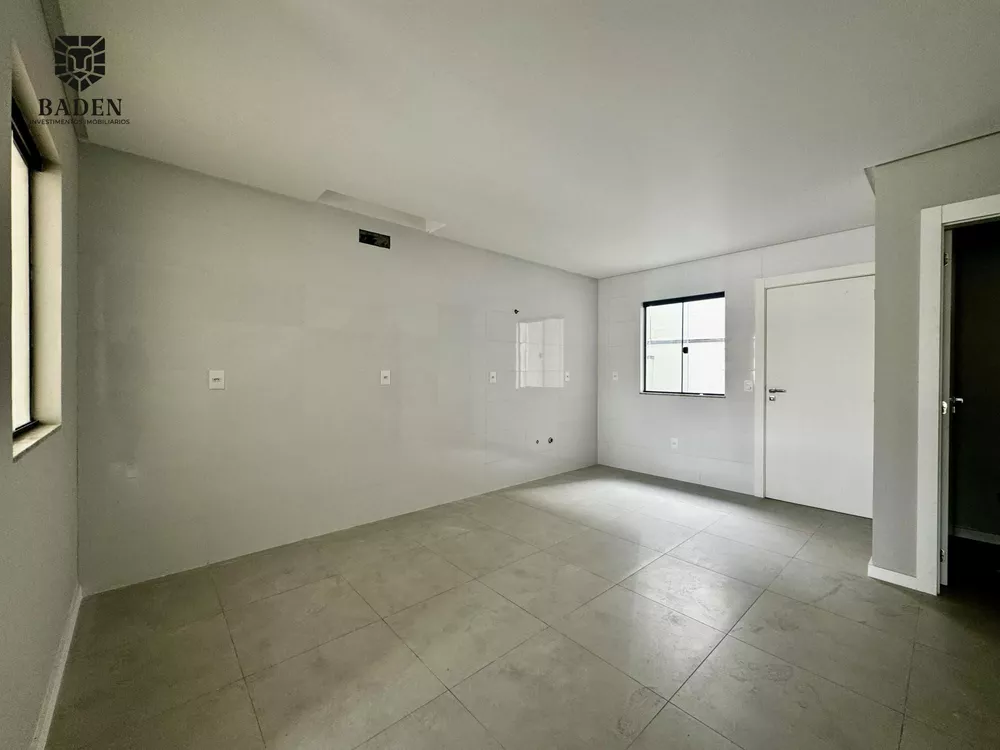 Casa, 3 quartos, 141 m² - Foto 2