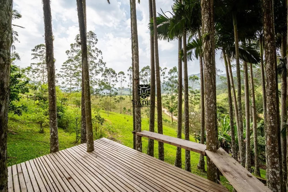 Fazenda à venda com 7 quartos, 500m² - Foto 3