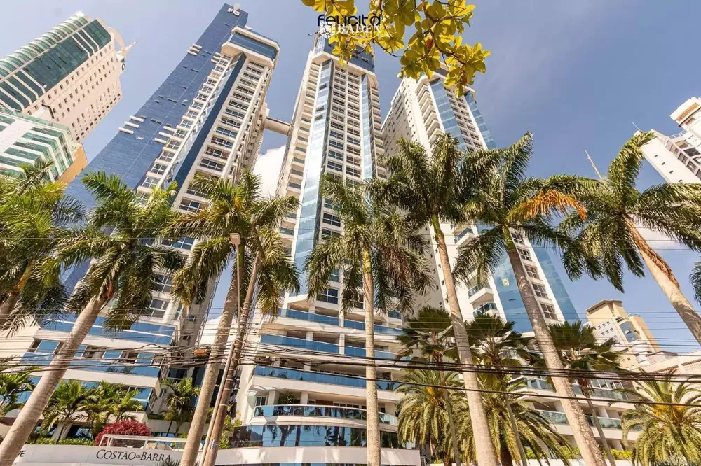 Apartamento, 4 quartos, 288 m² - Foto 1
