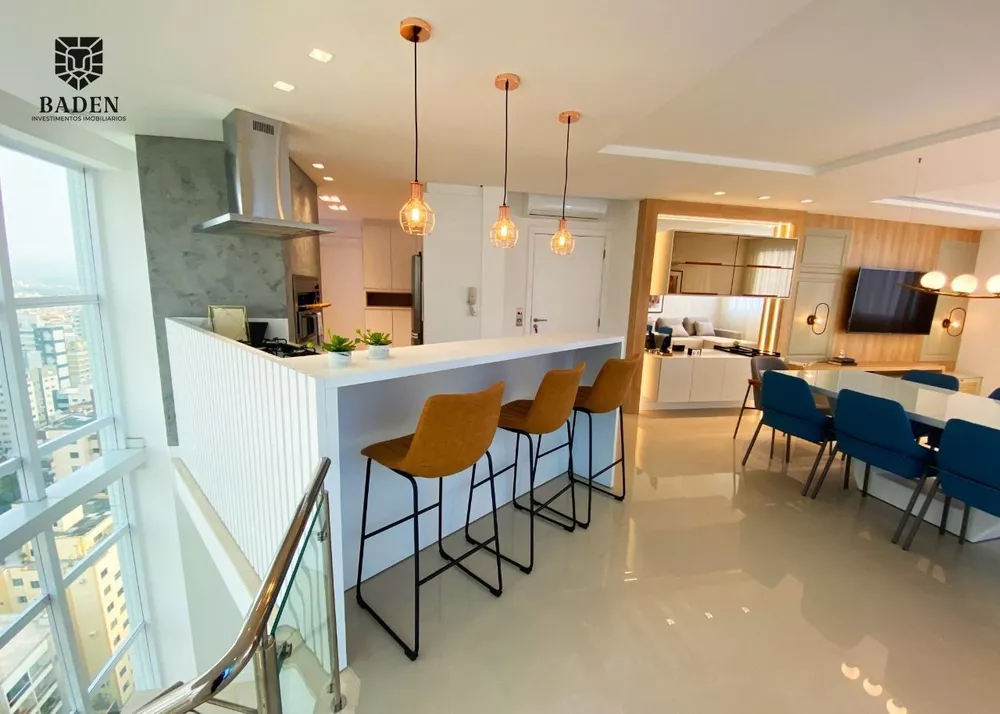 Cobertura, 4 quartos, 240 m² - Foto 1