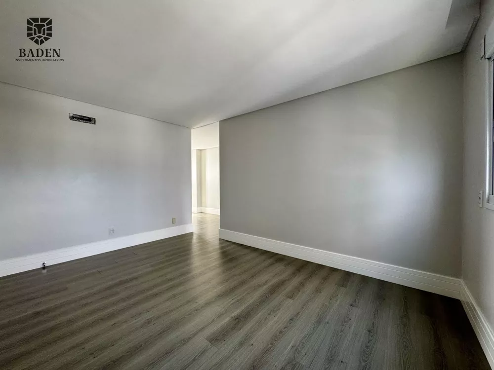 Cobertura, 6 quartos, 490 m² - Foto 2