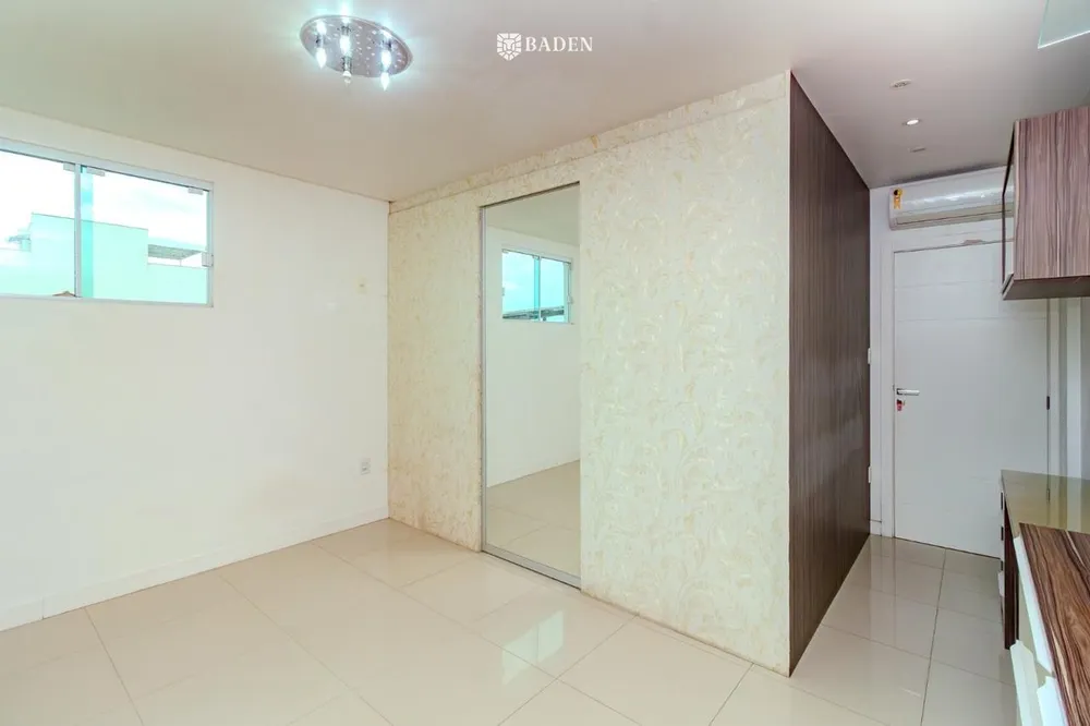 Casa, 4 quartos, 284 m² - Foto 11