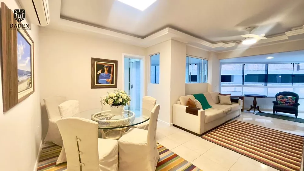 Apartamento, 3 quartos, 221 m² - Foto 1