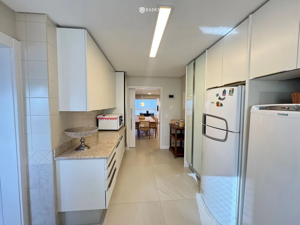 Apartamento, 3 quartos, 177 m² - Foto 2